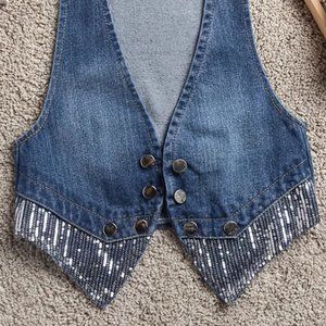 Sleeveless Denim Vest With Sequins
